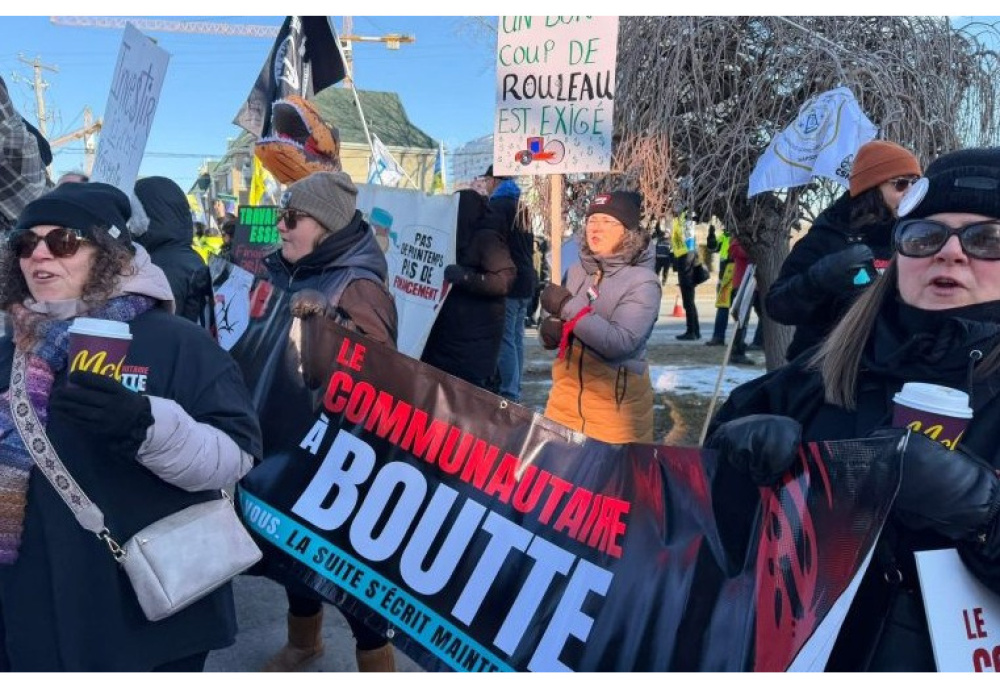 Le communautaire d&eacute;savoue la ministre Chantal Rouleau